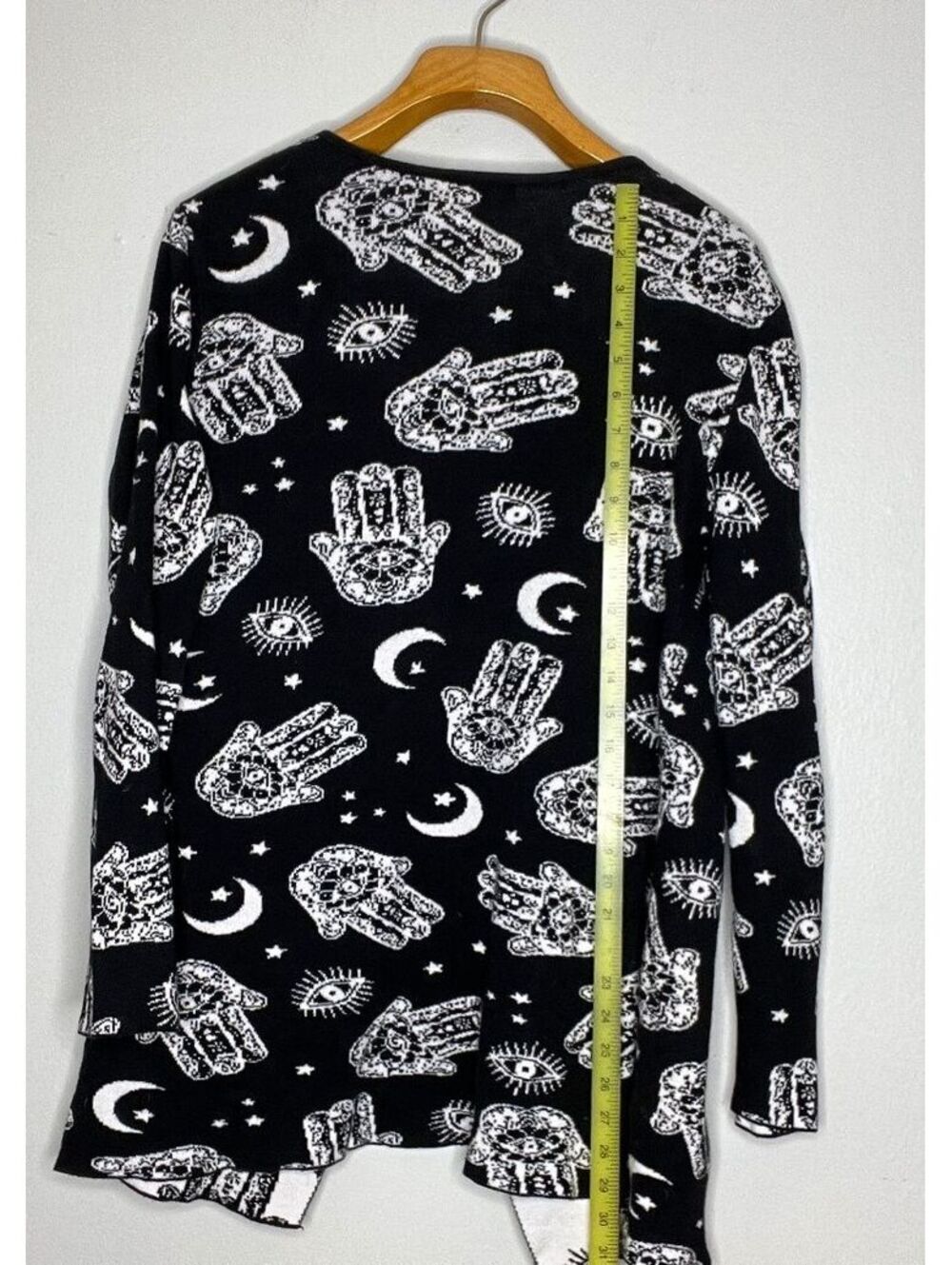 Hot Topic Black and White Hamsa Flyaway Cardigan, Size L - Picture 5 of 6